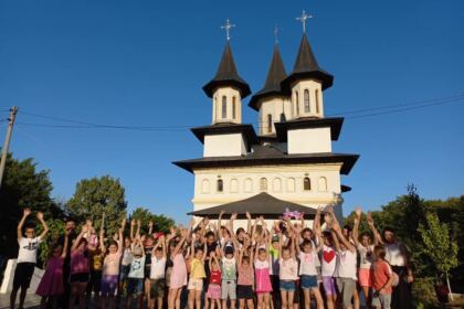 Tabăra pentru copii de la Parohia Tepu de Jos la Mănăstirea Toflea – fotografia 2