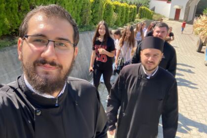 Programul eparhial „Vacanța din pridvorul bisericii“ a ajuns și în Parohiile Corni, Cosmești Vale, Fântâni, Nicorești și Vișina – fotografia 2