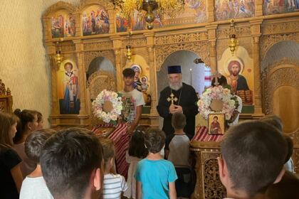 Sărbătoarea Sfântului M. Mc. Pantelimon a continuat prin rugăciune, comuniune şi bucurie – fotografia 3