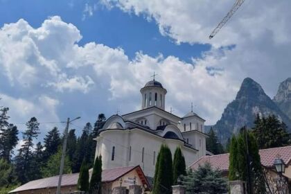 Programul eparhial „Vacanța din pridvorul bisericii“ a continuat și în parohiile Ulmu și Mohreanu – fotografia 1