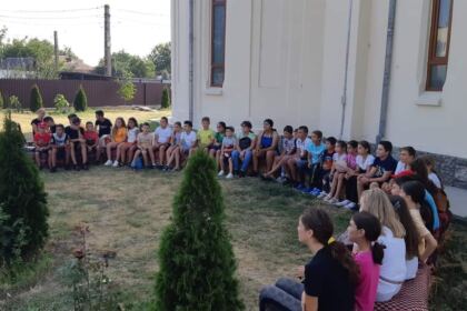 Parohia Țibănești I a organizat în perioada 25-30 iulie 2022, a V-a ediție a „Școlii de Vară în tinda Bisericii“ – fotografia 6