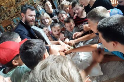 Parohia Țibănești I a organizat în perioada 25-30 iulie 2022, a V-a ediție a „Școlii de Vară în tinda Bisericii“ – fotografia 35