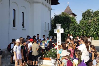 Parohia Țibănești I a organizat în perioada 25-30 iulie 2022, a V-a ediție a „Școlii de Vară în tinda Bisericii“ – fotografia 38