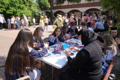 Ziua Internaţională a Copilului în Arhiepiscopia Dunării de Jos – fotografia 13