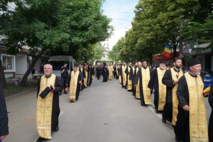 Ziua Eroilor în Arhiepiscopia Dunării de Jos – fotografia 2