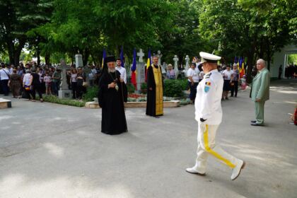 Ziua Eroilor în Arhiepiscopia Dunării de Jos – fotografia 8