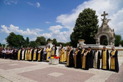 Ziua Eroilor în Arhiepiscopia Dunării de Jos – fotografia 28
