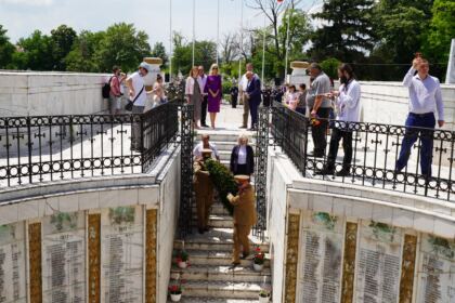 Ziua Eroilor în Arhiepiscopia Dunării de Jos – fotografia 32