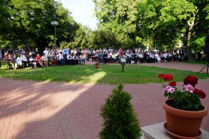 Serbare de sfârşit de an şcolar la Seminarul Teologic „Sfântul Andrei“ din Galaţi – fotografia 19