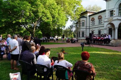 Serbare de sfârşit de an şcolar la Seminarul Teologic „Sfântul Andrei“ din Galaţi – fotografia 20