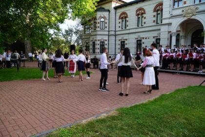 Serbare de sfârşit de an şcolar la Seminarul Teologic „Sfântul Andrei“ din Galaţi – fotografia 21