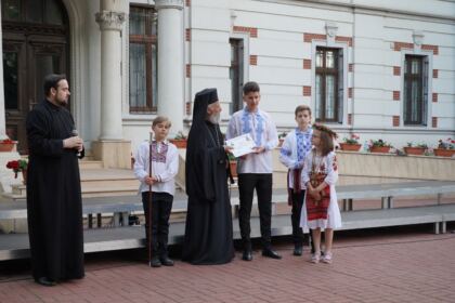 Serbare de sfârşit de an şcolar la Seminarul Teologic „Sfântul Andrei“ din Galaţi – fotografia 36