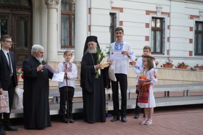 Serbare de sfârşit de an şcolar la Seminarul Teologic „Sfântul Andrei“ din Galaţi – fotografia 44