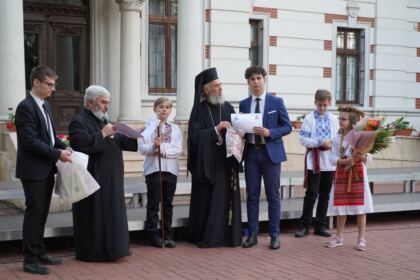 Serbare de sfârşit de an şcolar la Seminarul Teologic „Sfântul Andrei“ din Galaţi – fotografia 46