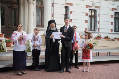 Serbare de sfârşit de an şcolar la Seminarul Teologic „Sfântul Andrei“ din Galaţi – fotografia 56