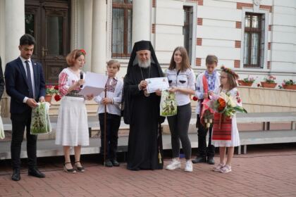 Serbare de sfârşit de an şcolar la Seminarul Teologic „Sfântul Andrei“ din Galaţi – fotografia 60