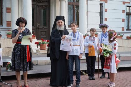 Serbare de sfârşit de an şcolar la Seminarul Teologic „Sfântul Andrei“ din Galaţi – fotografia 66