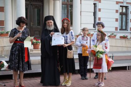 Serbare de sfârşit de an şcolar la Seminarul Teologic „Sfântul Andrei“ din Galaţi – fotografia 70