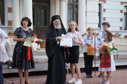 Serbare de sfârşit de an şcolar la Seminarul Teologic „Sfântul Andrei“ din Galaţi – fotografia 71