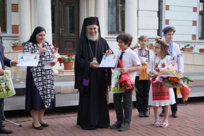 Serbare de sfârşit de an şcolar la Seminarul Teologic „Sfântul Andrei“ din Galaţi – fotografia 75