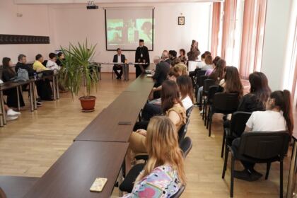 Cea de-a 8-a ediţie a Conferinţei Internaţionale „Istorie. Spiritualitate. Cultură. Dialog și Interactivitate“ – fotografia 15