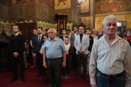 Rugăciune şi filantropie în Duminica videcării slăbănogului de la Vitezda – fotografia 15