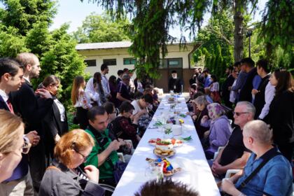 Rugăciune şi filantropie în Duminica videcării slăbănogului de la Vitezda – fotografia 49