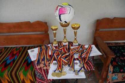 Peste 200 de copii au participat la Campionatul şcolar de fotbal „Tinereţe şi credinţă“ în Protopopiatul Nicoreşti – fotografia 7