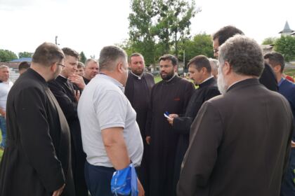 Peste 200 de copii au participat la Campionatul şcolar de fotbal „Tinereţe şi credinţă“ în Protopopiatul Nicoreşti – fotografia 28