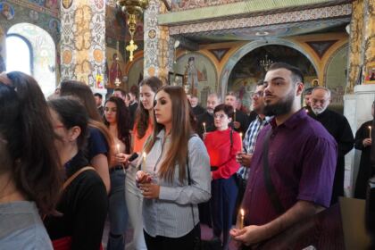 Întrunire consultativă cu tinerii din parohiile gălăţene – fotografia 12