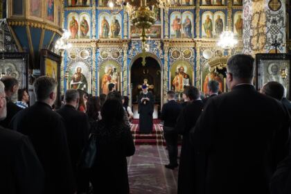 Întrunire consultativă cu tinerii din parohiile gălăţene – fotografia 17