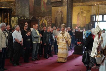 Duminica vindecării orbului din naştere la Catedrala Arhiepiscopală din Galaţi – fotografia 9