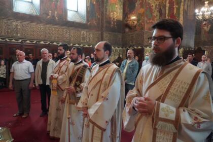 Duminica vindecării orbului din naştere la Catedrala Arhiepiscopală din Galaţi – fotografia 13
