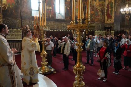 Duminica vindecării orbului din naştere la Catedrala Arhiepiscopală din Galaţi – fotografia 24