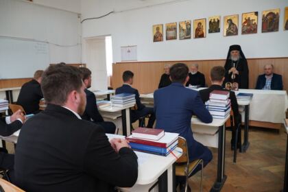 Examen de certificare a competenţelor profesionale la Seminarul Teologic „Sfântul Andrei“ din Galaţi – fotografia 36