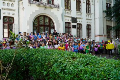 Zi de sărbătoare şi de bucurie pentru elevii seminarişti gălăţeni – fotografia 9