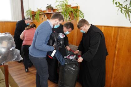 Activităţi pentru sprijinirea refugiaţilor din Ucraina – fotografia 17