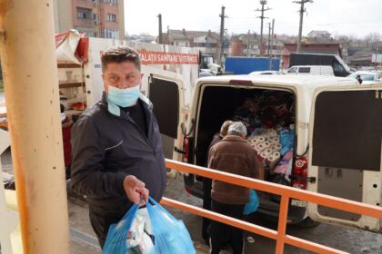 Activităţi pentru sprijinirea refugiaţilor din Ucraina – fotografia 9