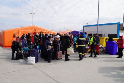 Activităţi pentru sprijinirea refugiaţilor din Ucraina – fotografia 12