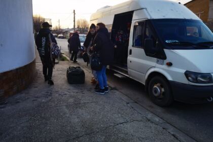 Parohia „Sf. Filofteia“ din Brăila sprijină refugiaţii din Ucraina – fotografia 1