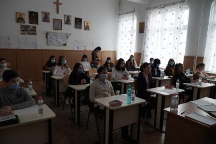 Olimpiadă interdisciplinară la Seminarul Teologic „Sfântul Andrei“ din Galaţi – fotografia 24