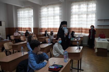 Olimpiadă interdisciplinară la Seminarul Teologic „Sfântul Andrei“ din Galaţi – fotografia 27