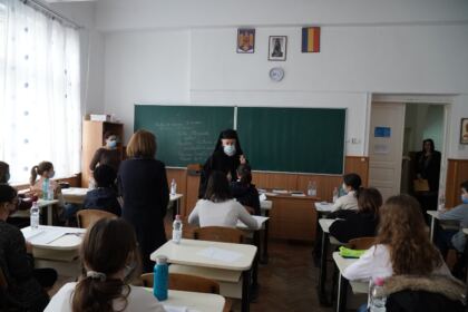Olimpiadă interdisciplinară la Seminarul Teologic „Sfântul Andrei“ din Galaţi – fotografia 31