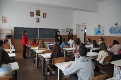 Olimpiadă interdisciplinară la Seminarul Teologic „Sfântul Andrei“ din Galaţi – fotografia 34