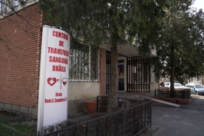 Preoţii din Protopopiatul Brăila au donat sânge pentru semenii aflaţi în suferinţă – fotografia 1