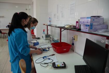 O nouă acţiune de donare de sânge în Arhiepiscopia Dunării de Jos – fotografia 13
