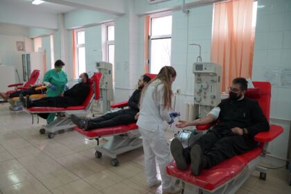 O nouă acţiune de donare de sânge în Arhiepiscopia Dunării de Jos – fotografia 14