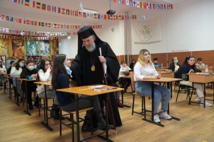 Etapa judeţeană a Olimpiadei de Religie în Galaţi şi Brăila – fotografia 16