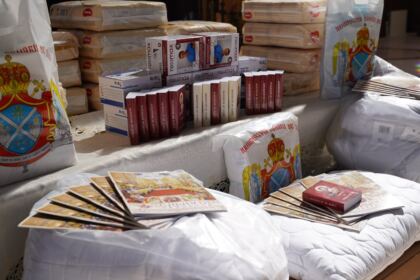 Două parohii brăilene au oferit daruri Spitalului de Obstetrică şi Ginecologie din Brăila – fotografia 4