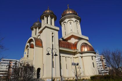 „Marşul pentru viaţă“ în Arhiepiscopia Dunării de Jos – fotografia 1